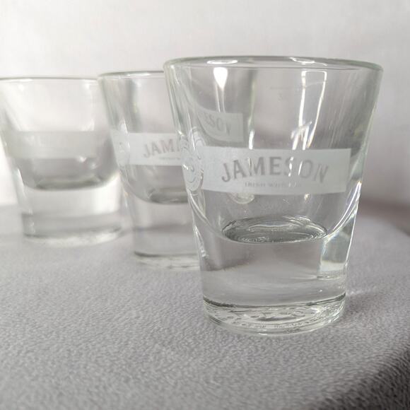 Jameson Irish Whiskey Shot Glasses Set of 5 Collectible Promotional Barware - Picture 3 of 4